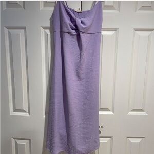 Elegant Lavender Sleeveless Dress